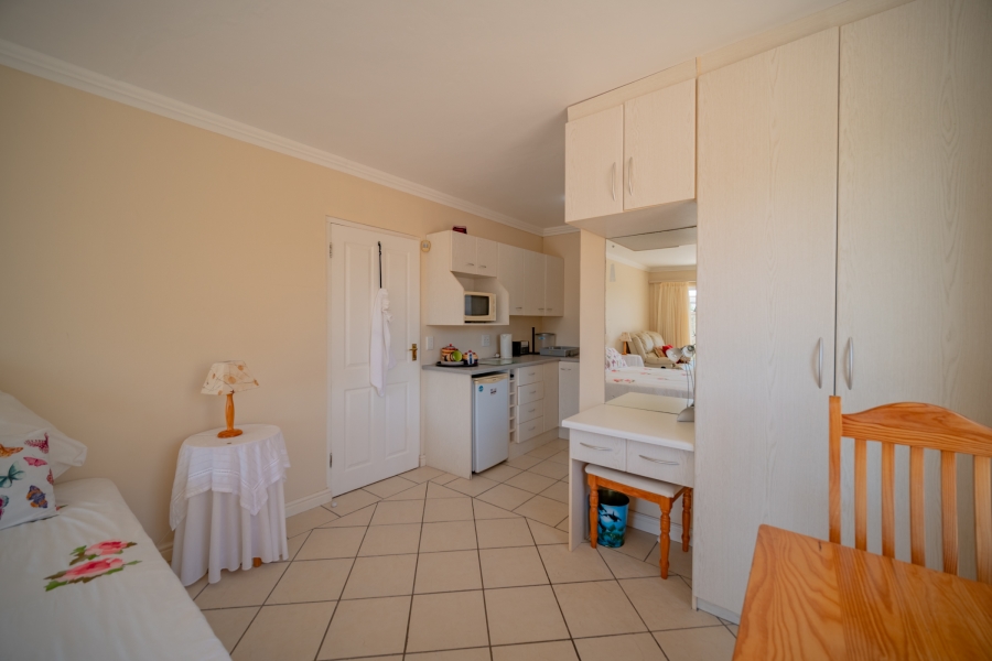 4 Bedroom Property for Sale in St Francis On Sea Eastern Cape